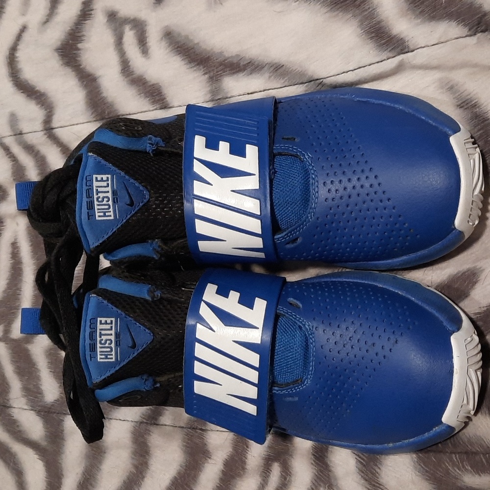 Nike Boys shoes
